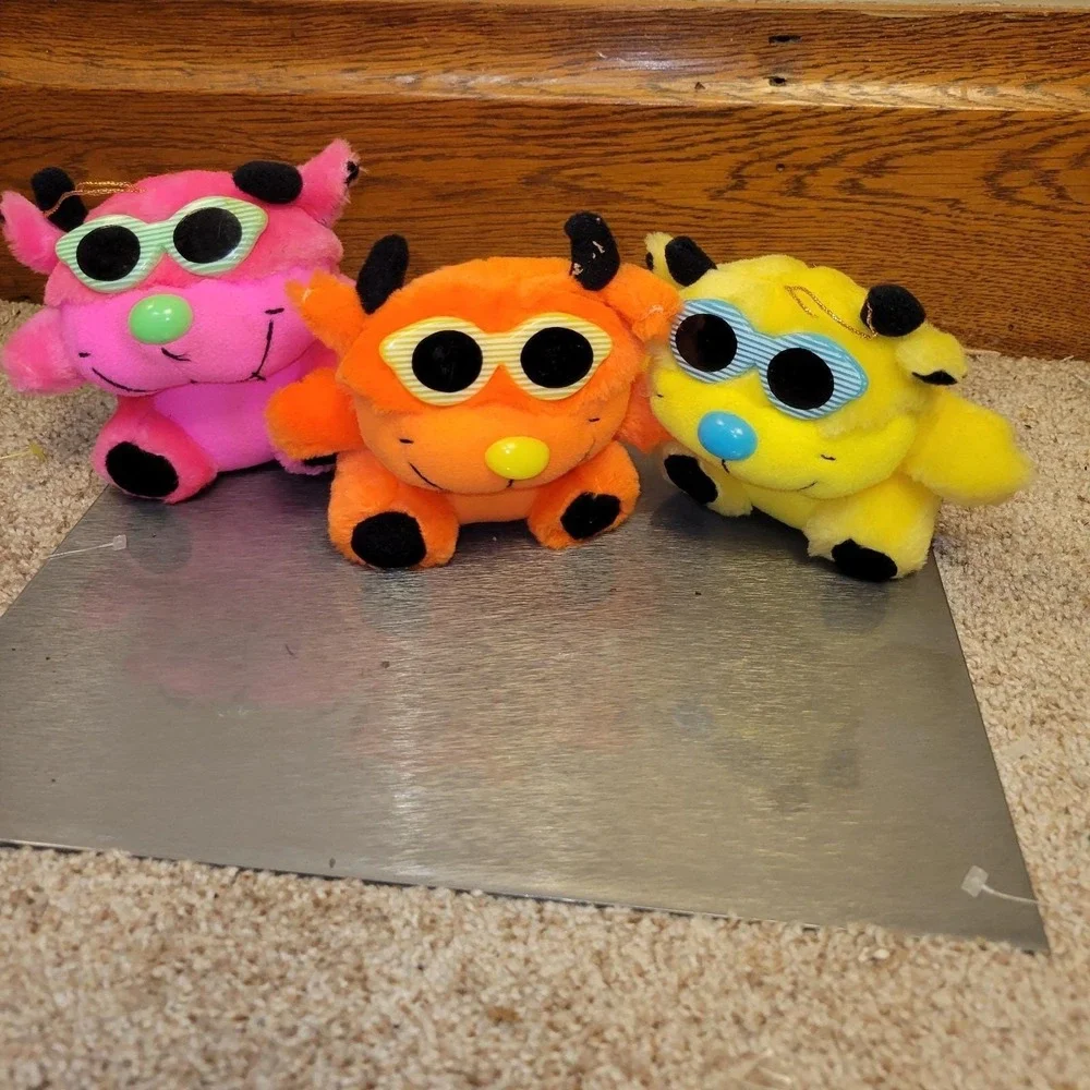 Vintage 1991 ACME Plush Cool Cat Lot of 3 Sunglasses Neon Orange Pink Yellow